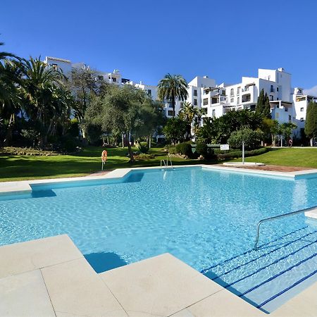 마르베야 Club Jardines Del Puerto 아파트 외부 사진