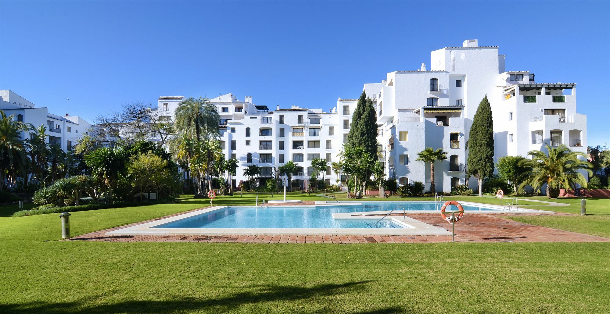 마르베야 Club Jardines Del Puerto 아파트 외부 사진