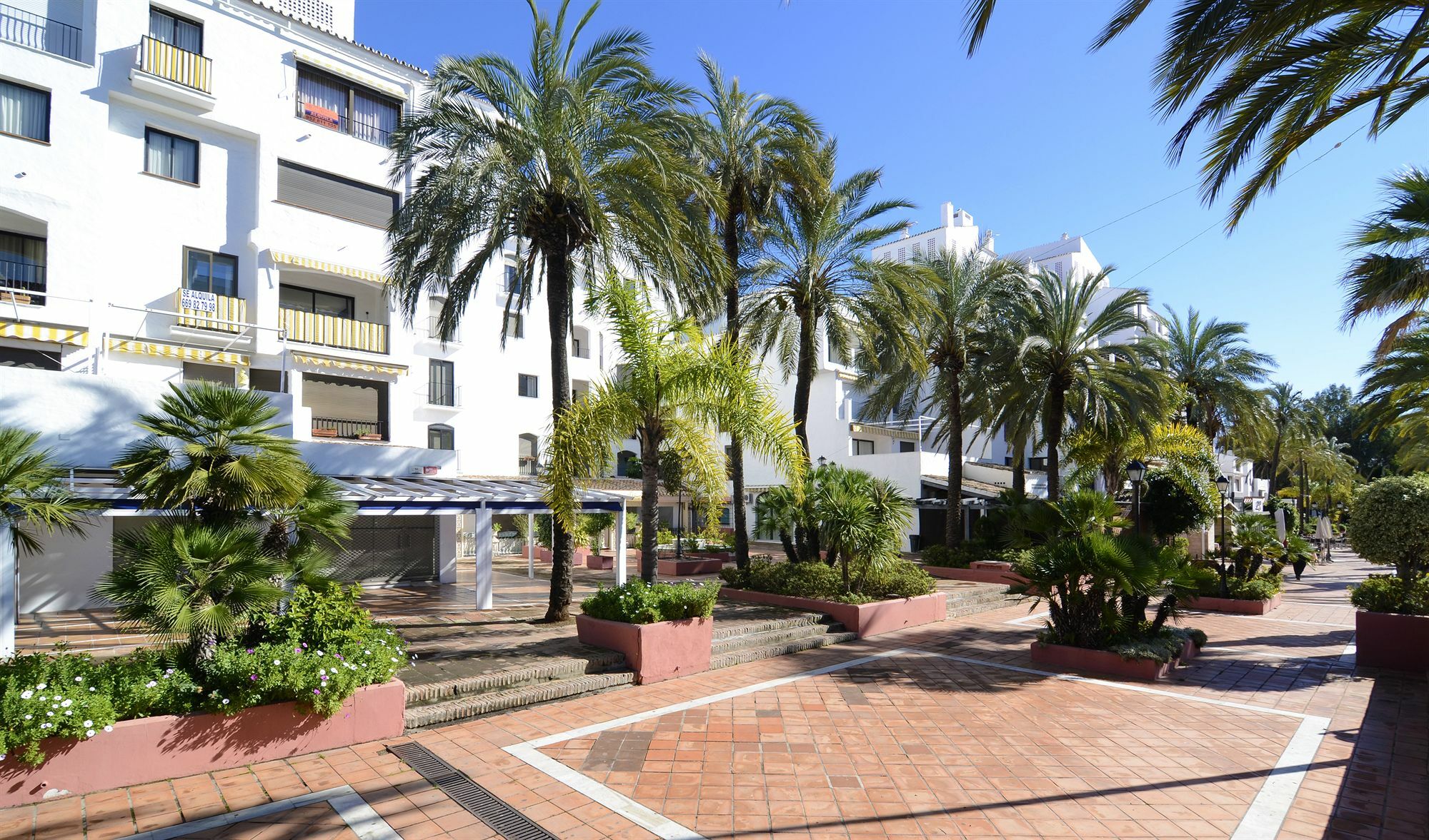 마르베야 Club Jardines Del Puerto 아파트 외부 사진